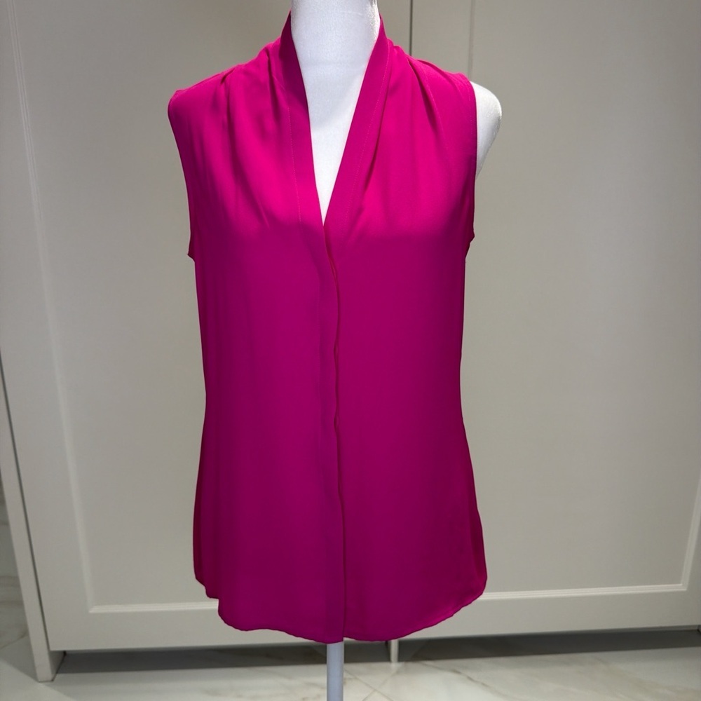 Banana Republic Women's Sleeveless Pink Blouse